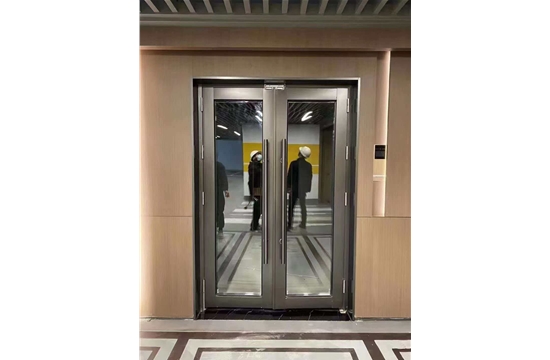不銹鋼玻璃防火門